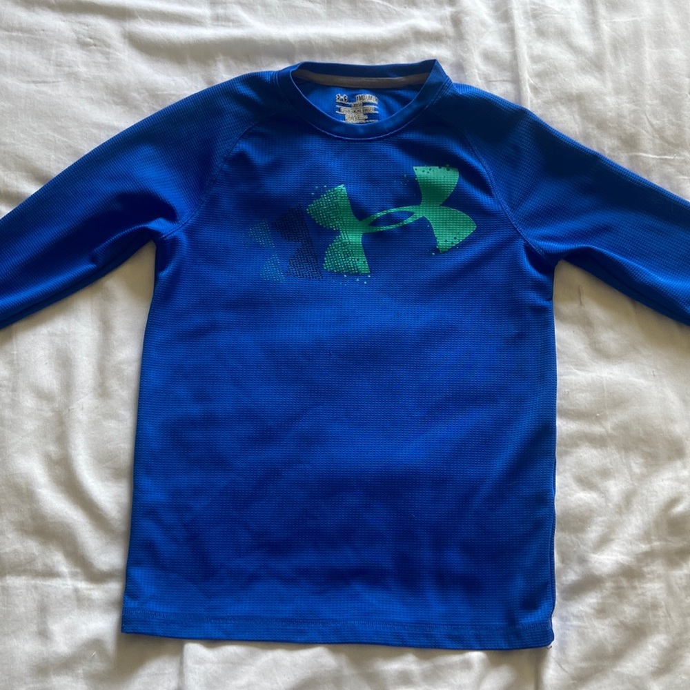 Under Armour long sleeve t-shirt